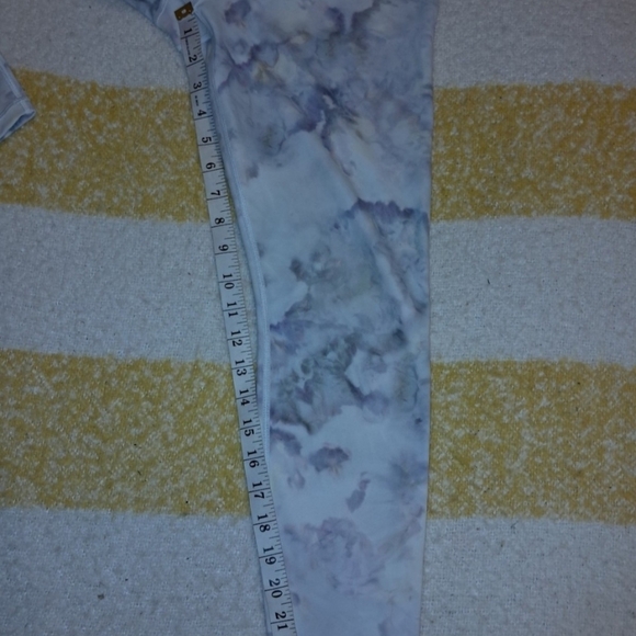 Athleta Brand Women's Size Medium Leggings Bottoms - Picture 3 of 10